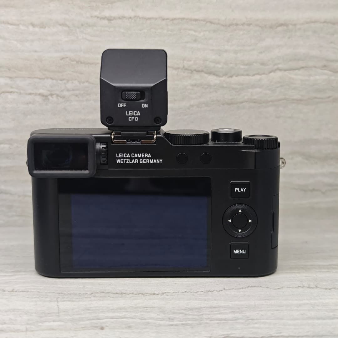 (Pre-Owned) 19191 LEICA DLUX8