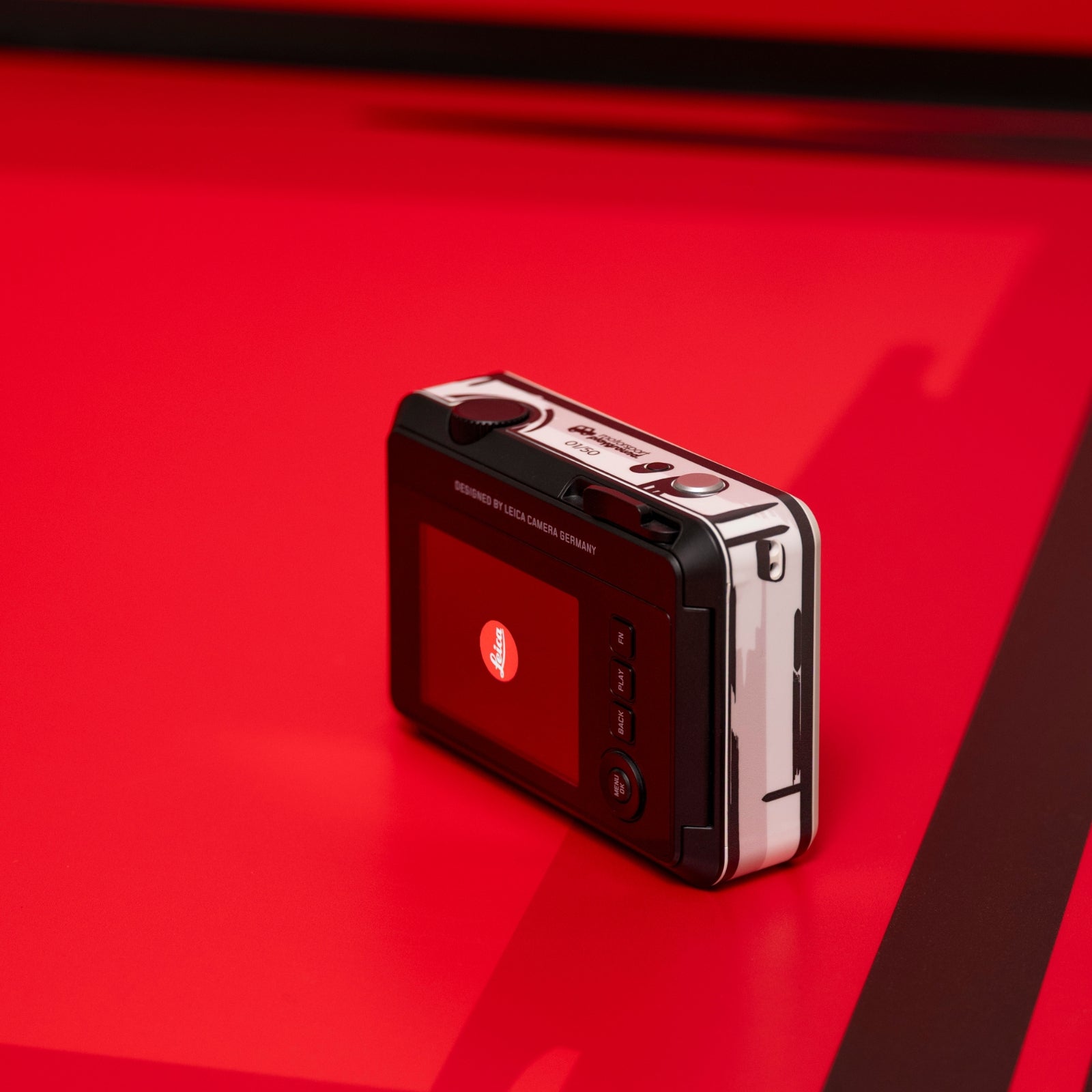 Leica SOFORT 2, Sketch Flex Edition (White)