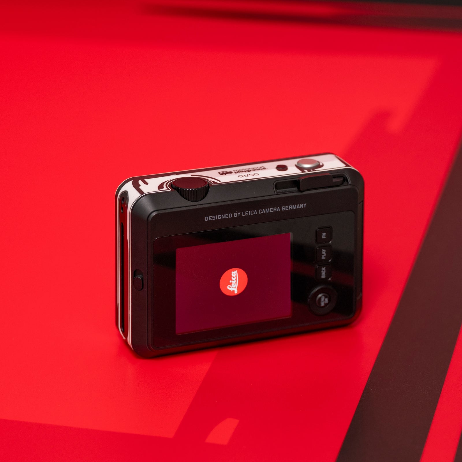 Leica SOFORT 2, Sketch Flex Edition (White)