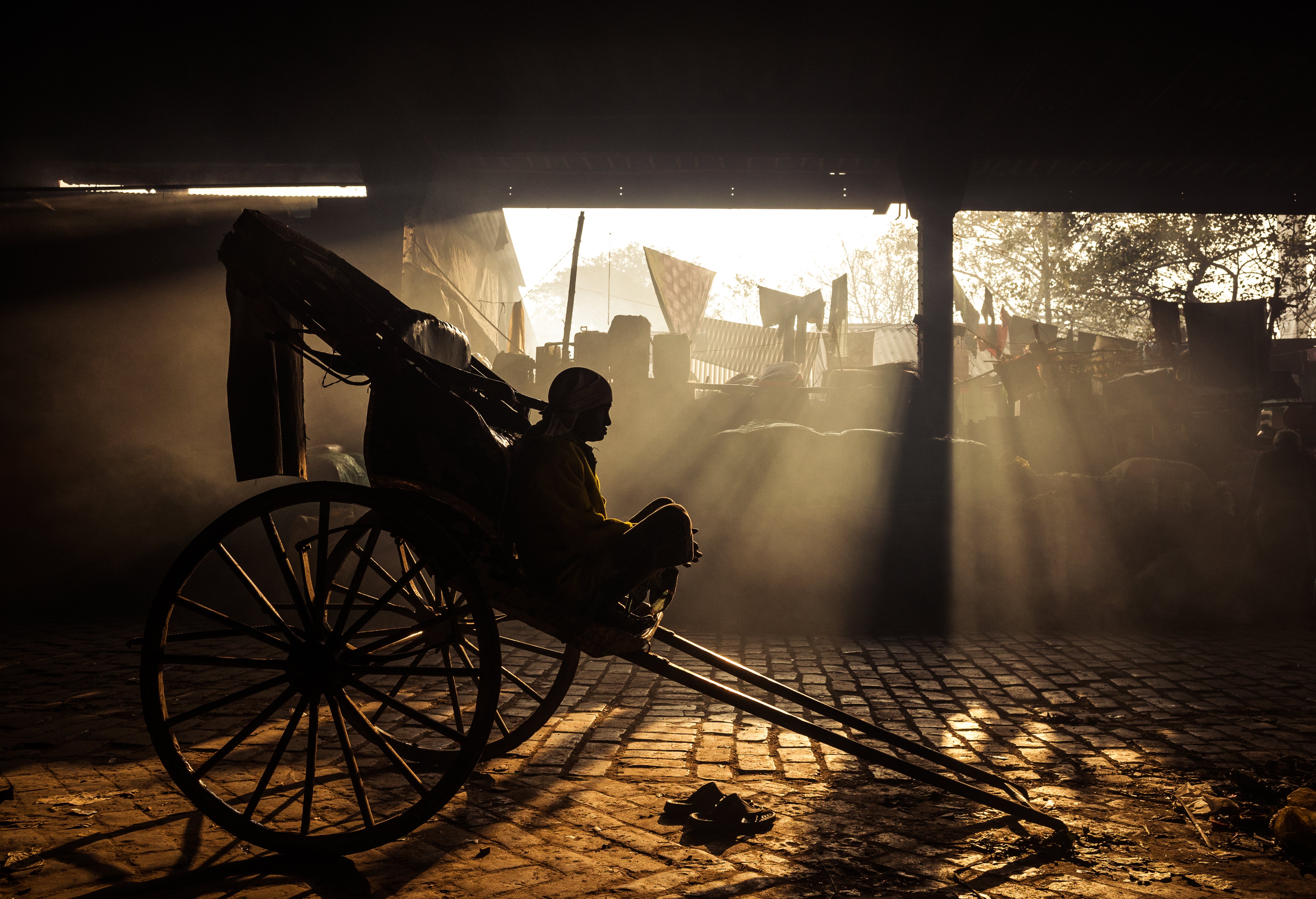 2 - 6 Dec | Travel with Leica: Life and Light in Kolkata with Shivam Pandey