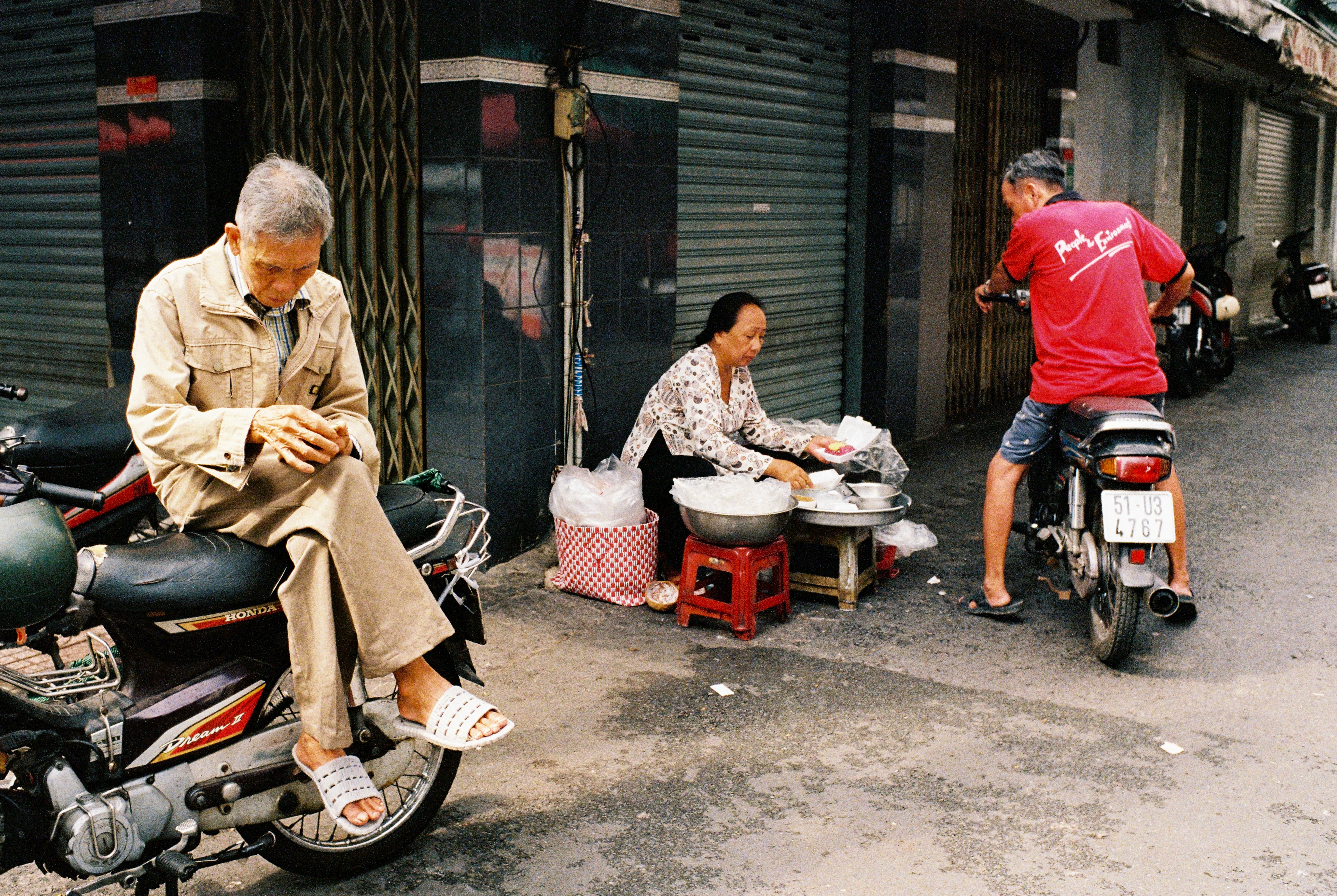 See What Others Miss - A guided photowalk by Hiep & Dinie