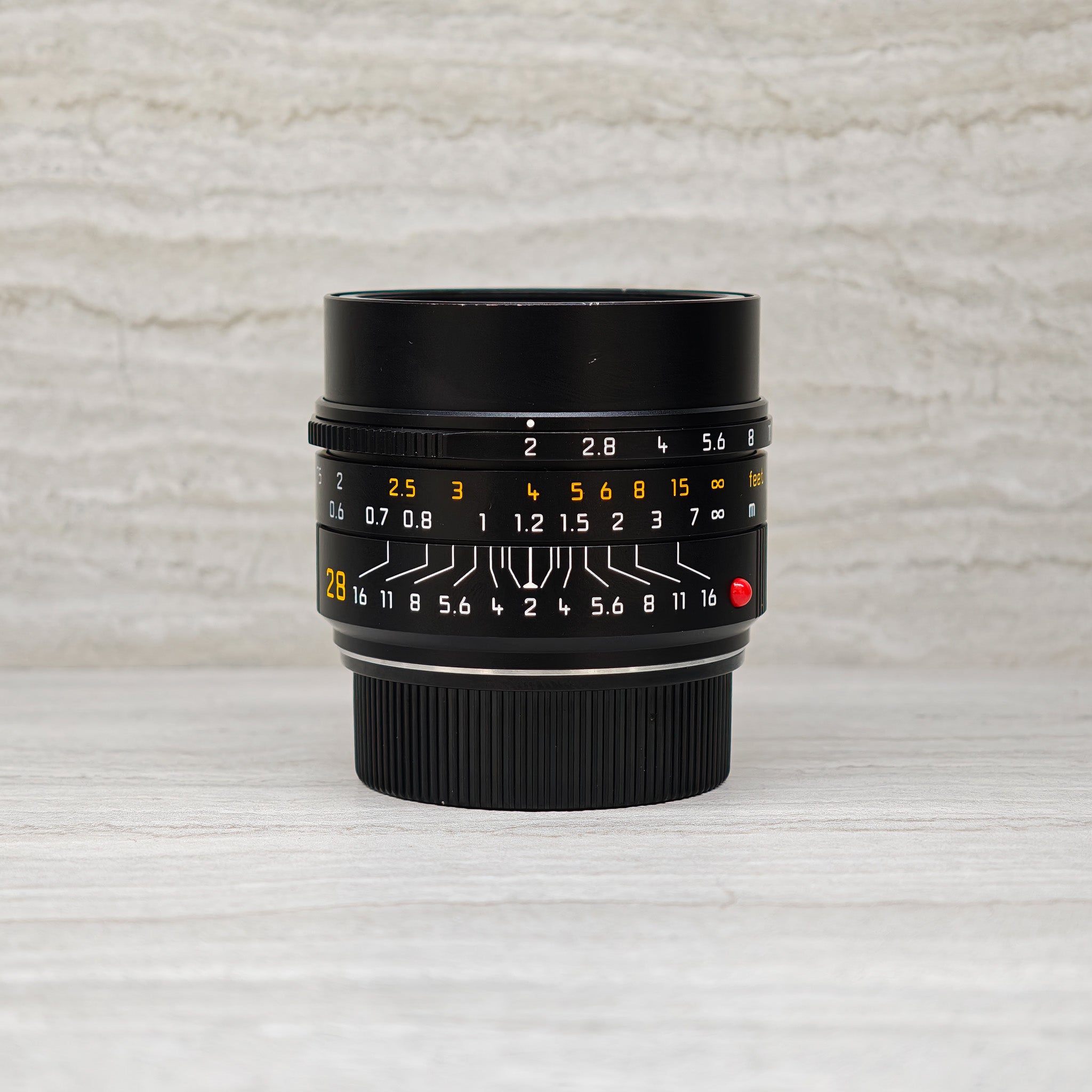 (Pre-Owned) 11618- Leica Summicron-M 28mm f2