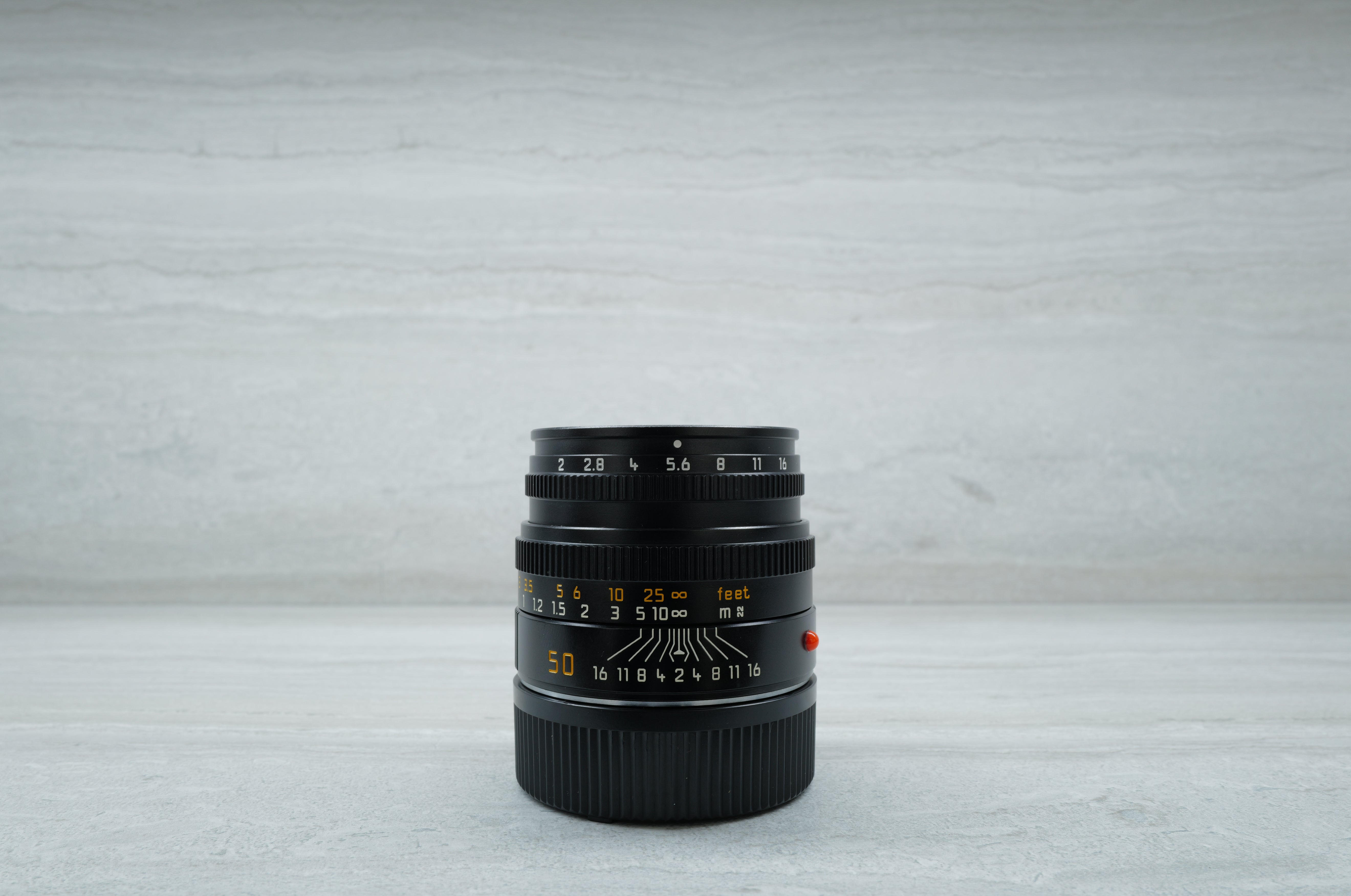 (Pre-Owned) Leica Summicron-M 50mm f2 Black SN-3958761