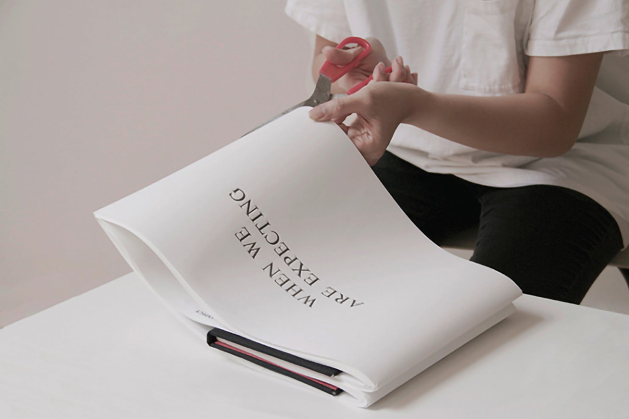 14 Nov | FROM PHOTOGRAPHS TO PUBLICATION: Editing, Sequencing, and Making a Photo Zine