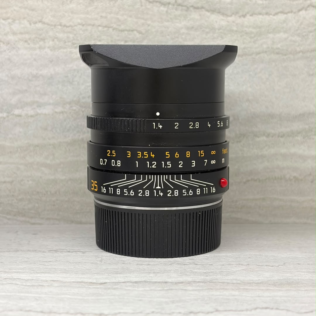 (Pre-Owned) 11663 LEICA SUMMILUX 35MM F1.4 ASPH FLE V1
