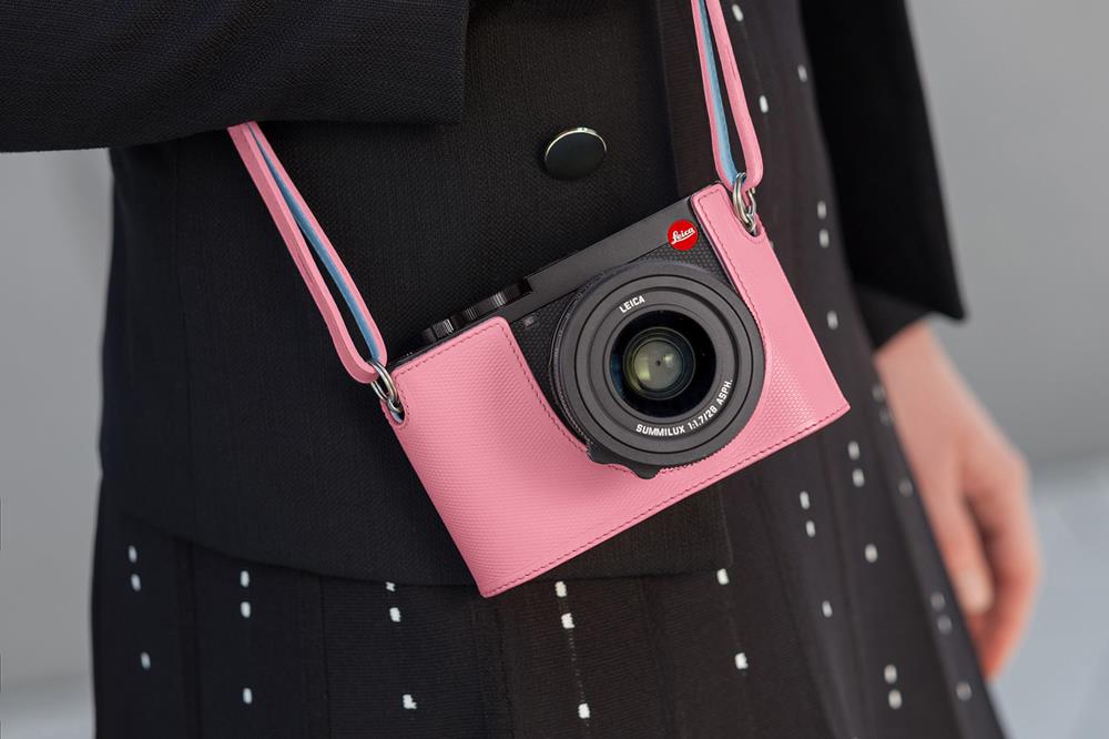 Leica Q2 Protector, Pink - Limited Edition