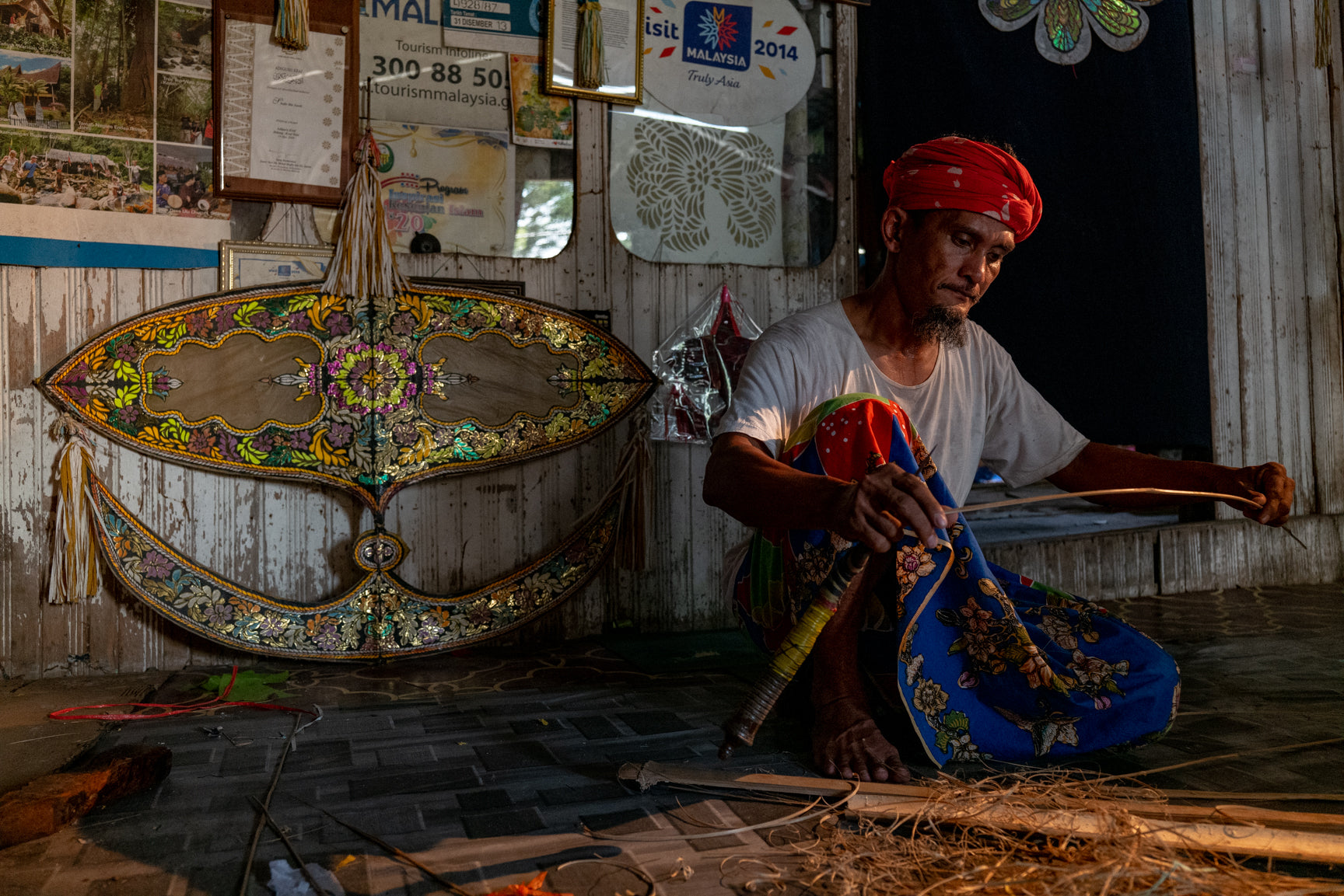 Capturing Life, Essence and Expression: Photojournalism Approach with Sadiq Asyraf