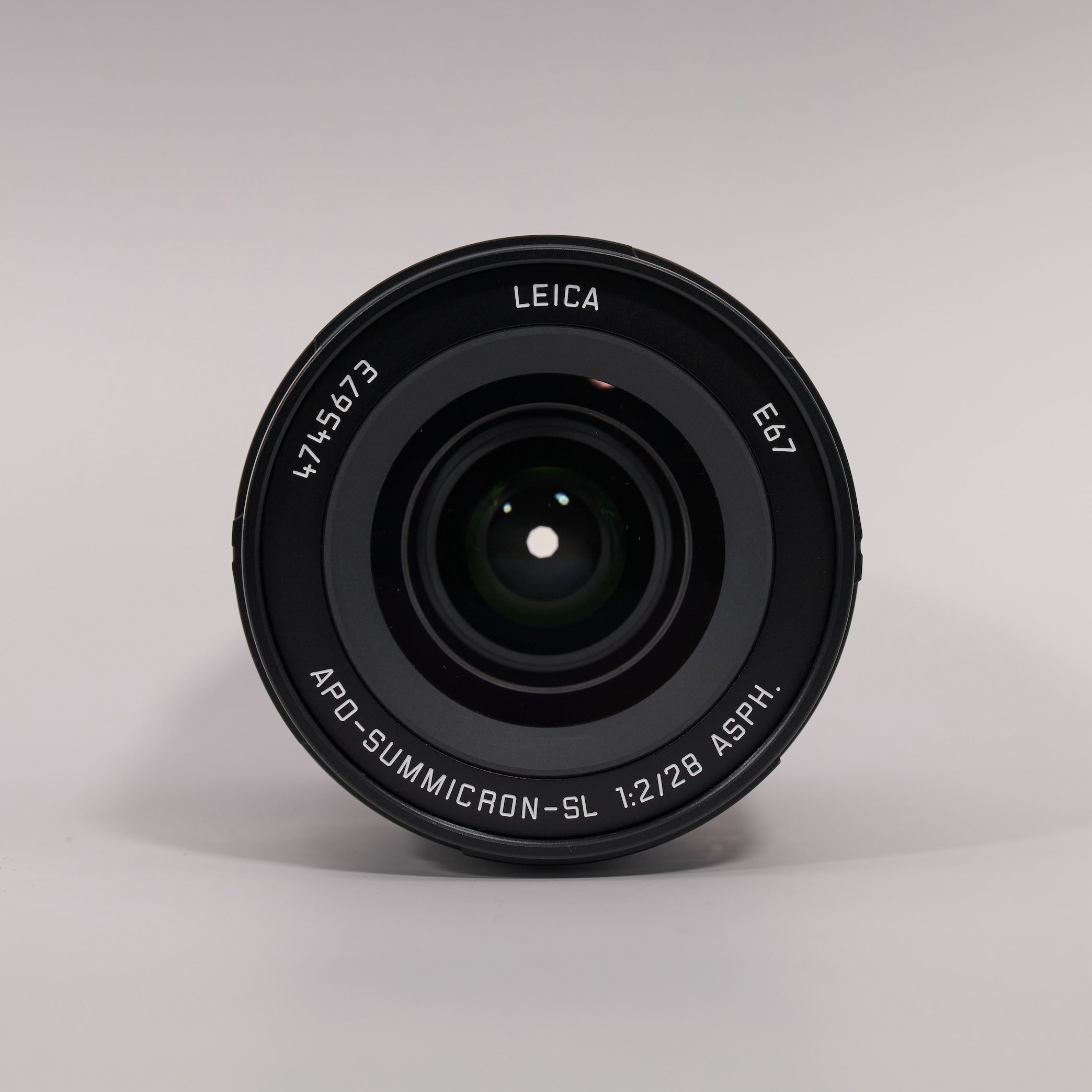 (YEAR END EXCLUSIVES - Demo) Leica APO-Summicron-SL 28mm F/2 ASPH. Black Anodized Finish