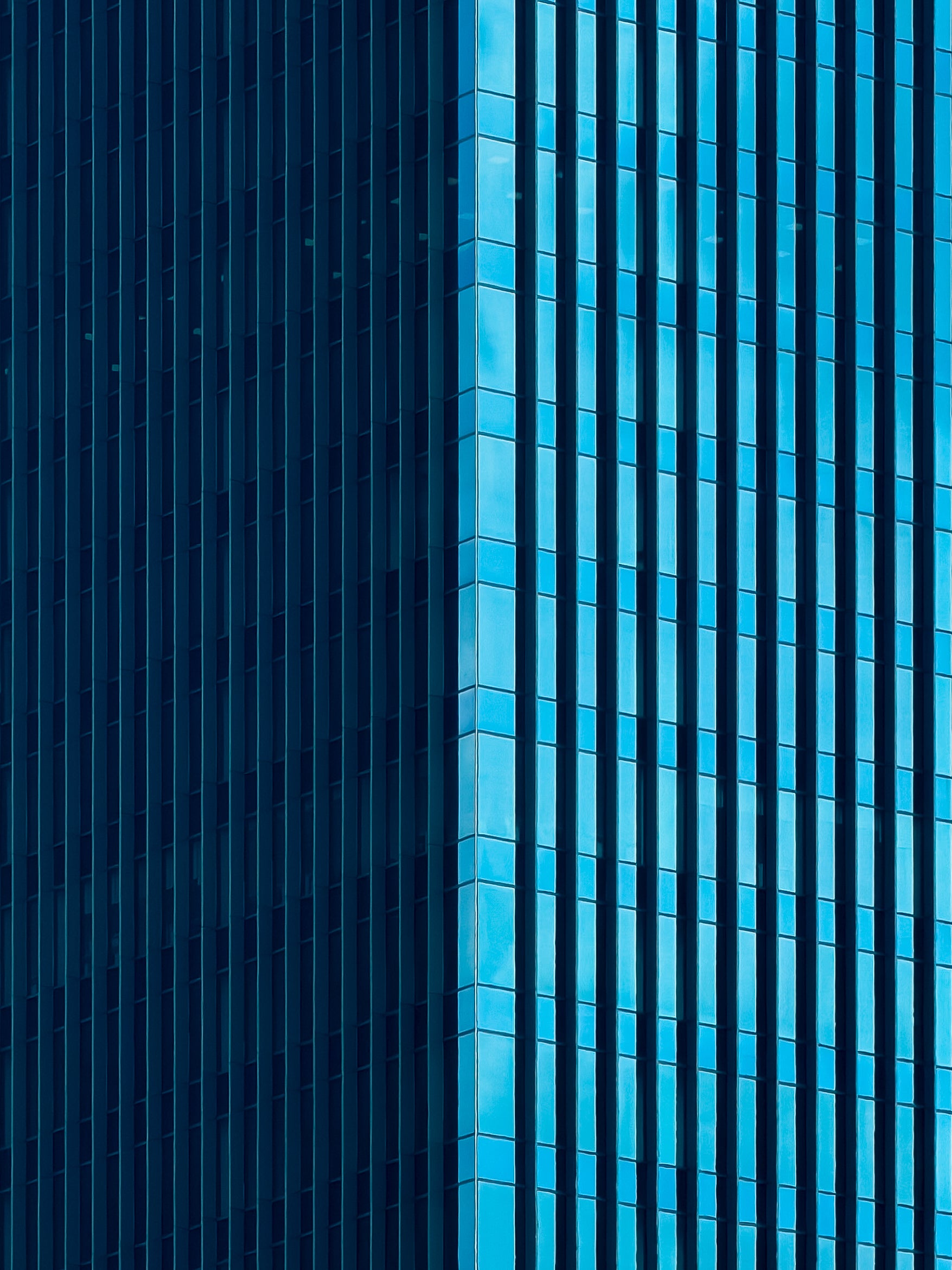 23 May | (Intermediate) Mobile Photography Workshop: Thematic (Minimalism & Architecture)