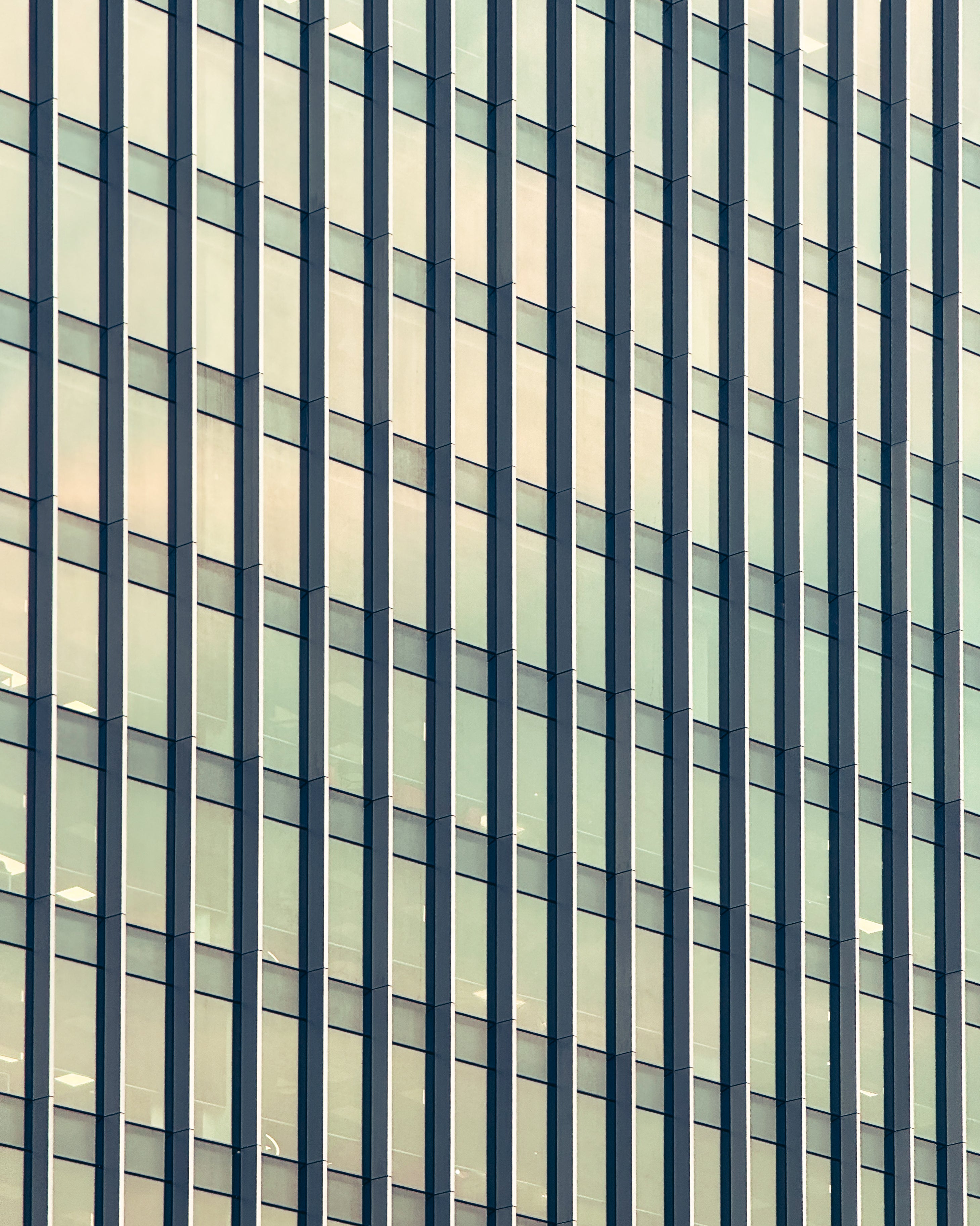 23 May | (Intermediate) Mobile Photography Workshop: Thematic (Minimalism & Architecture)