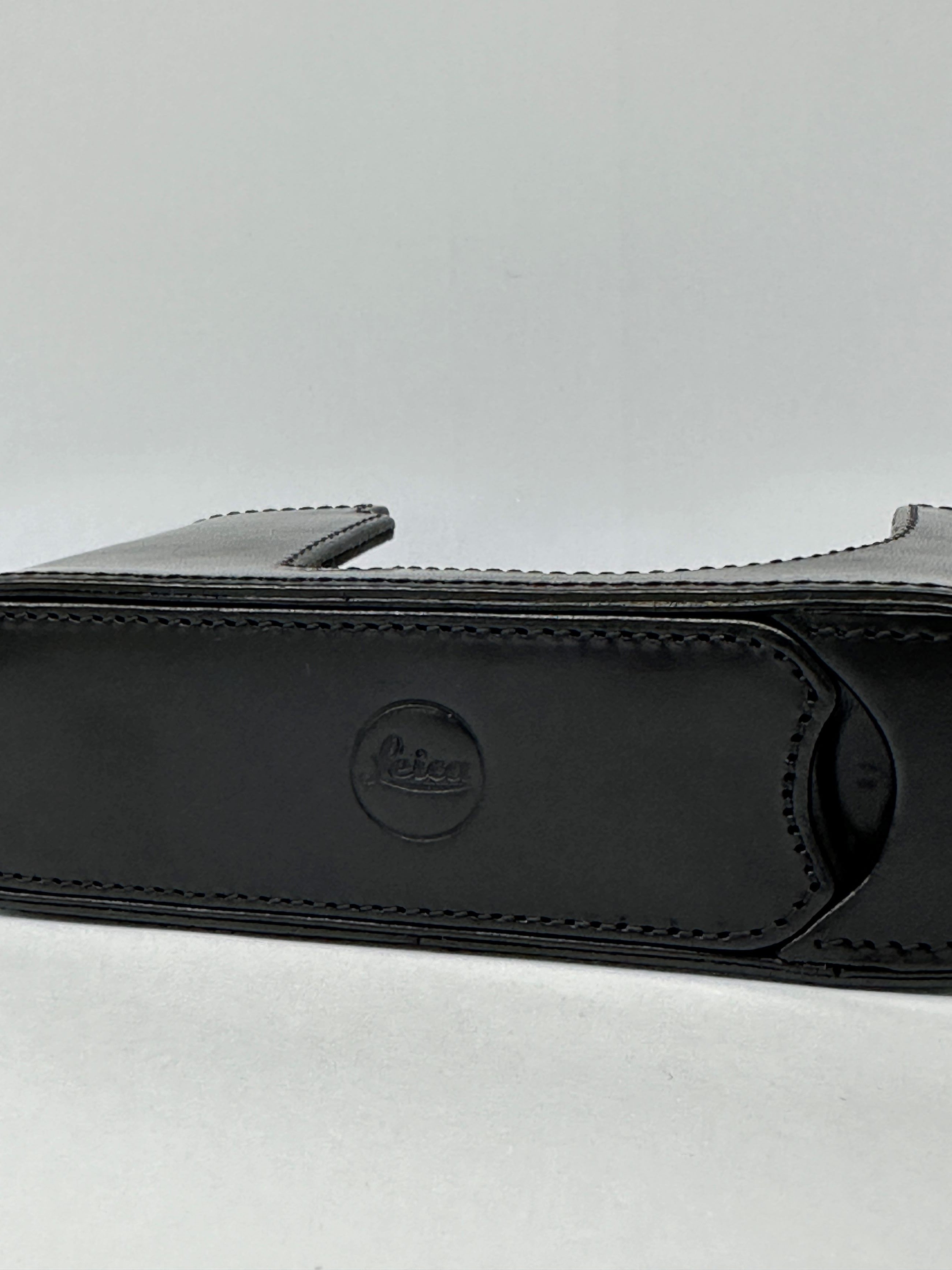 (Pre-Owned) Leica Protector CL leather black