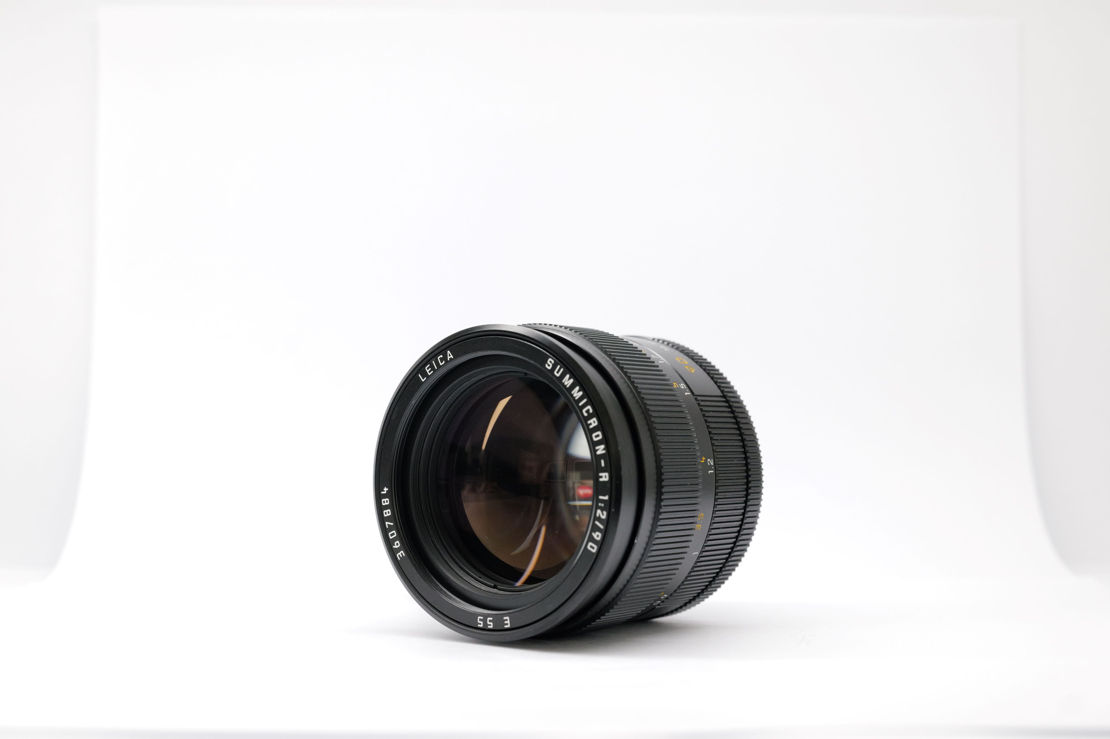 (Pre-Owned) Leica Summicron-R 90mm f/2, Black