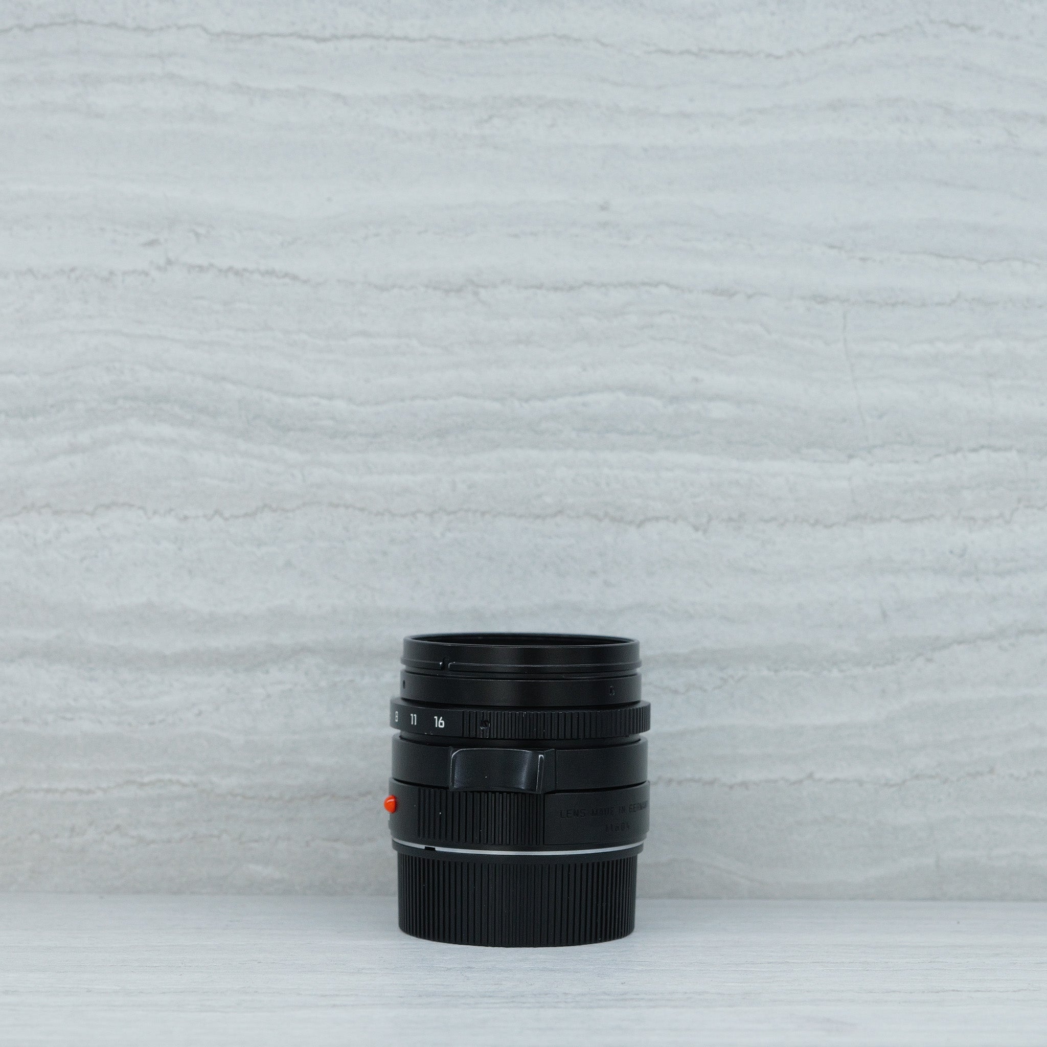 (Pre-Owned) Leica Summicron-M 28mm f2 black