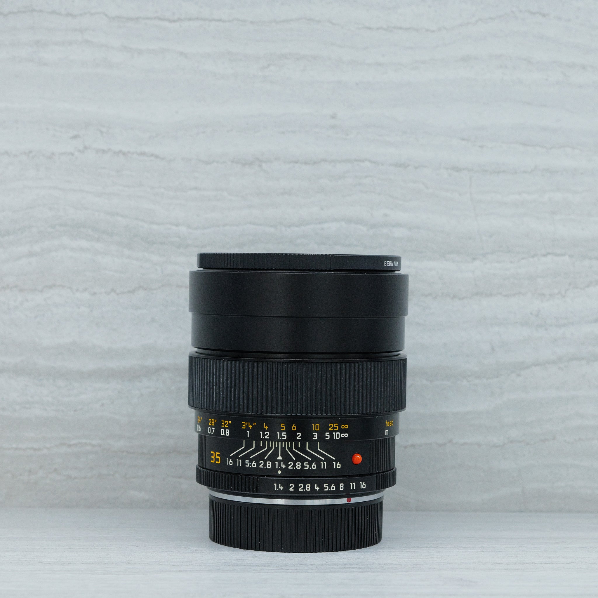 (Pre-Owned) 11144- Leica Summilux-R 35mm f1.4