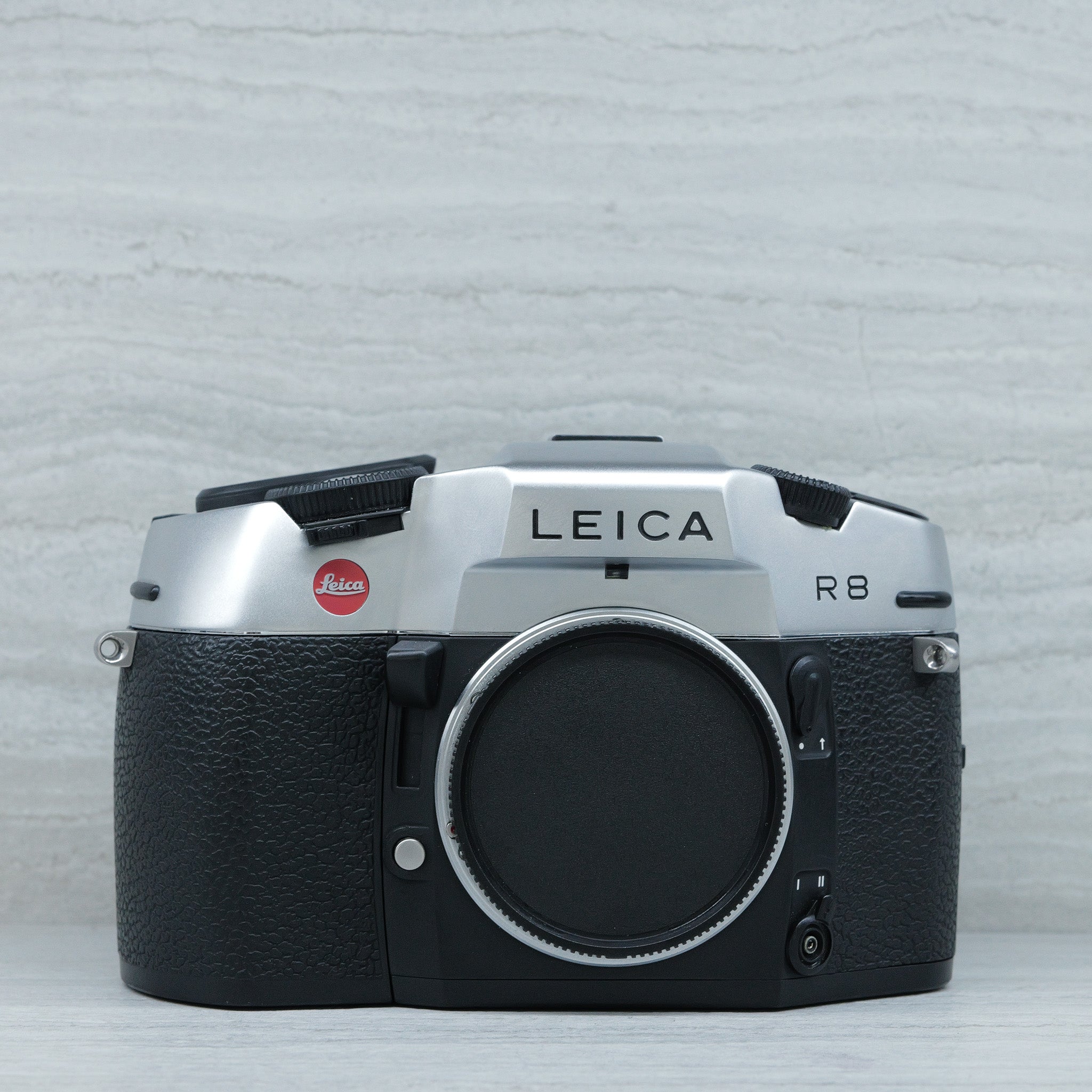 (Pre-Owned) Leica R8 Silver