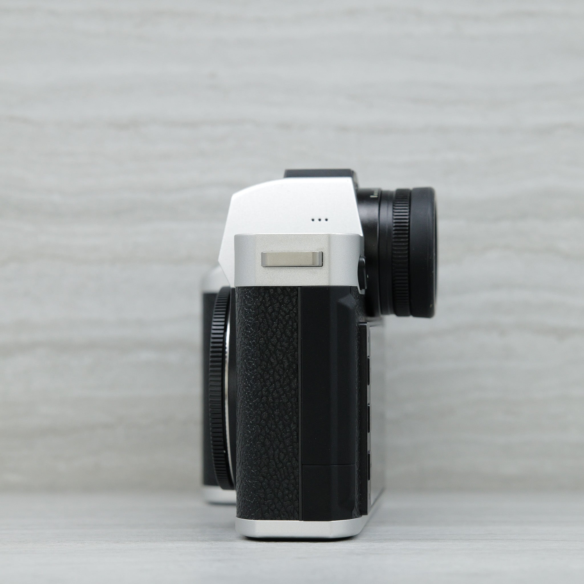 (Pre-Owned) Leica SL2 Silver