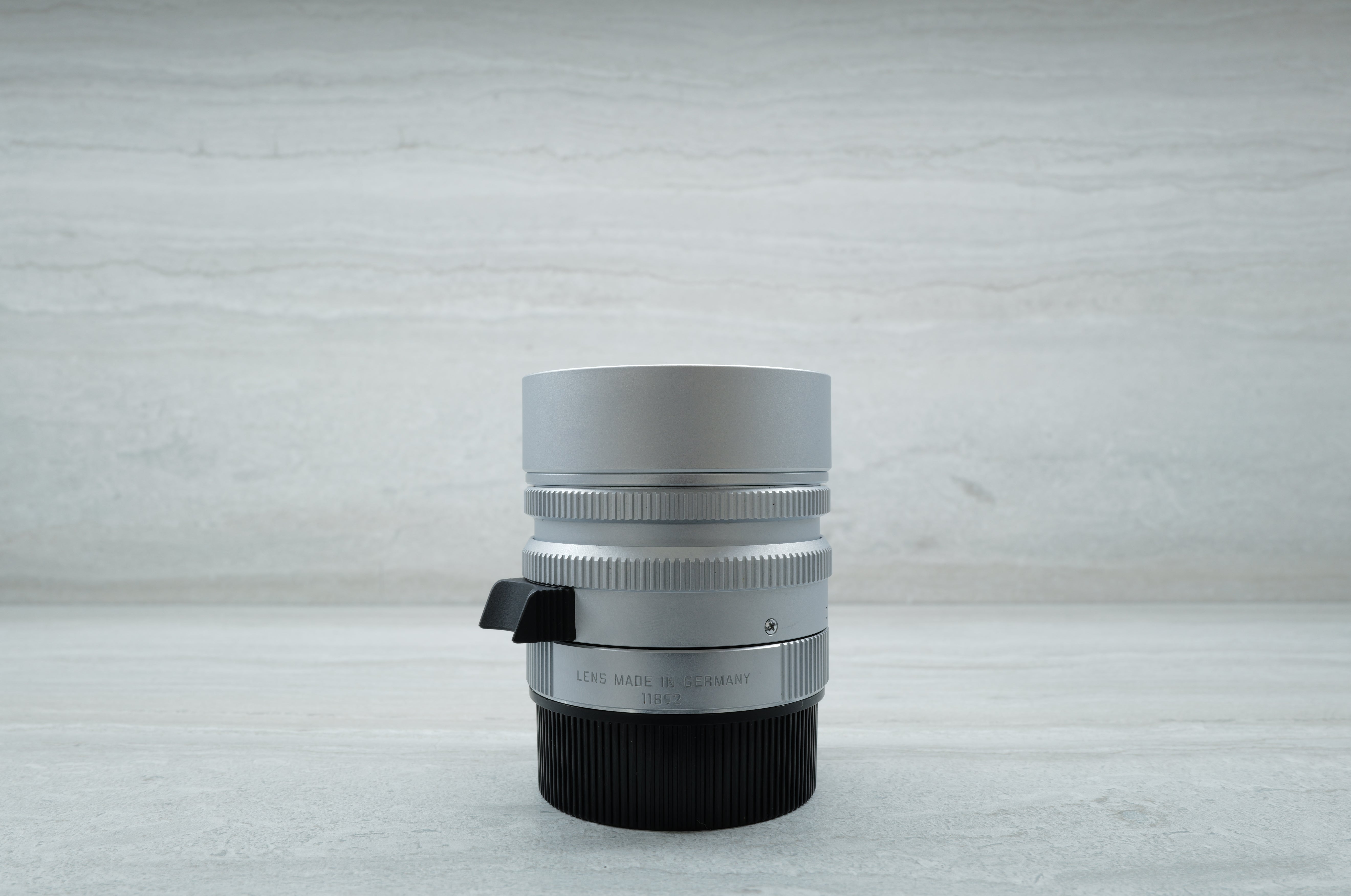 (Pre-Owned) Leica Summilux-M 50mm f1.4 Silver SN-4245299