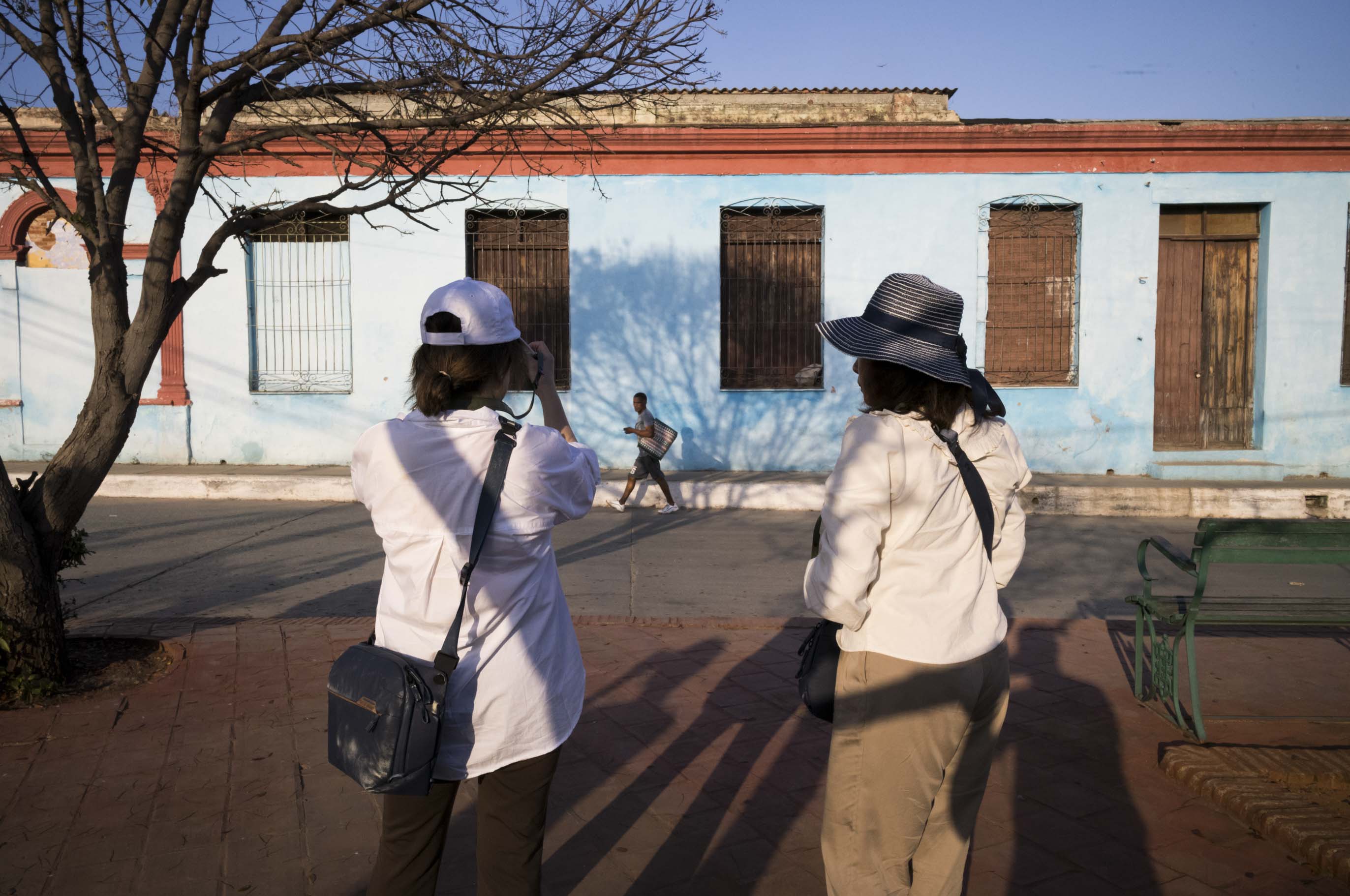 Travel with Leica: Cuba Unveiled, a Journey through Light and Life