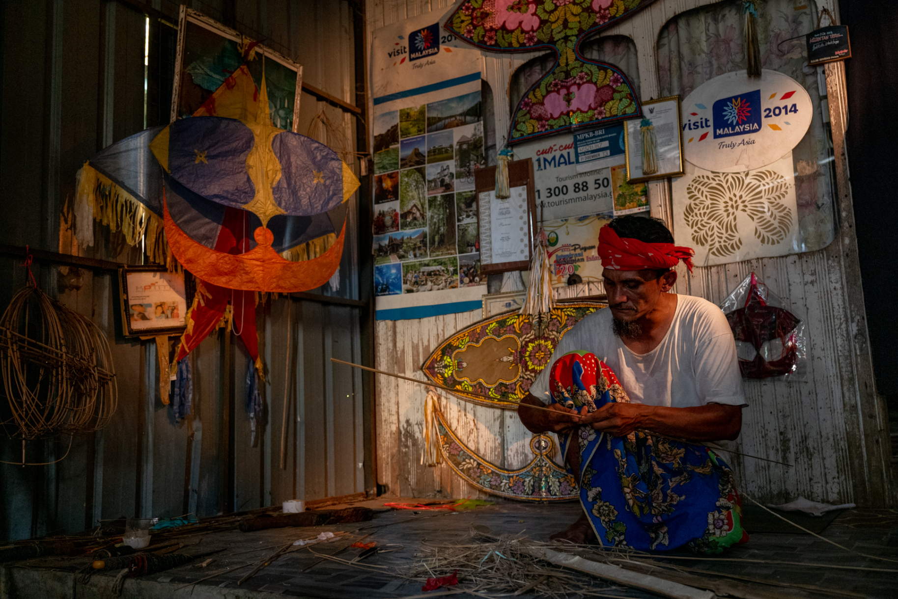 Capturing Life, Essence and Expression: Photojournalism Approach with Sadiq Asyraf