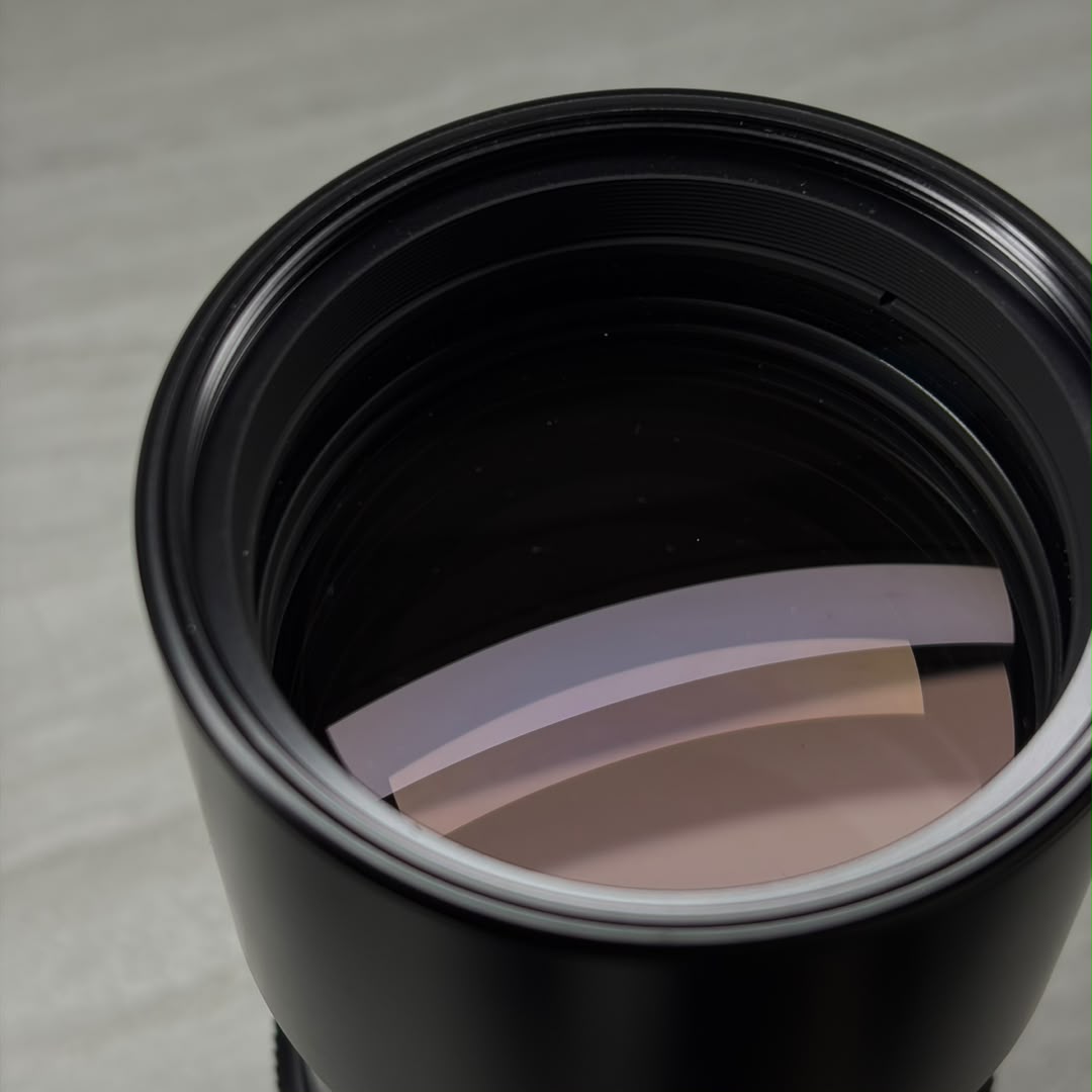(Pre-Owned) Leica APO Summicron R 180mm f2